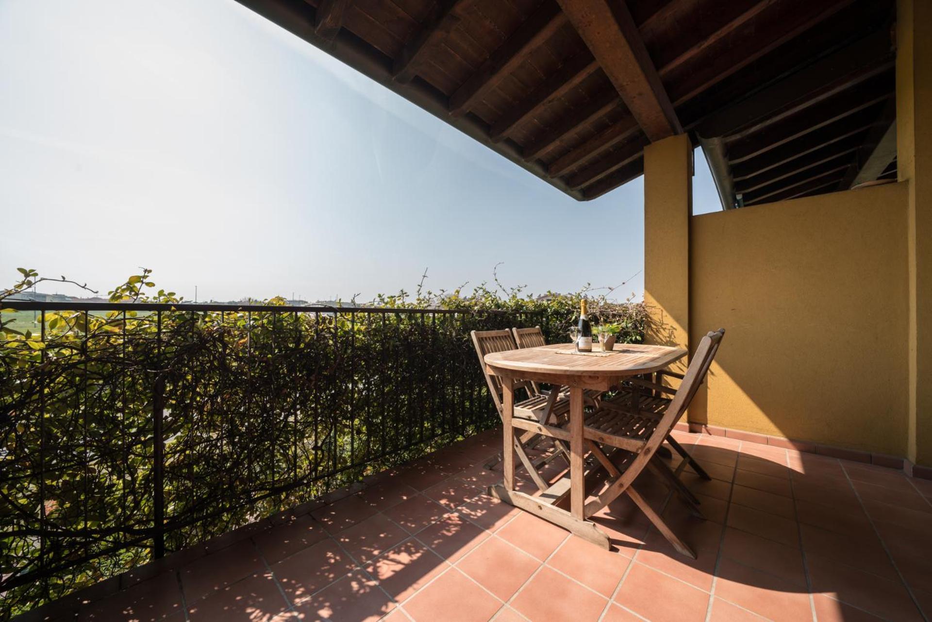 Gardappartamenti - Cascinale With Terrace Desenzano del Garda Exteriér fotografie