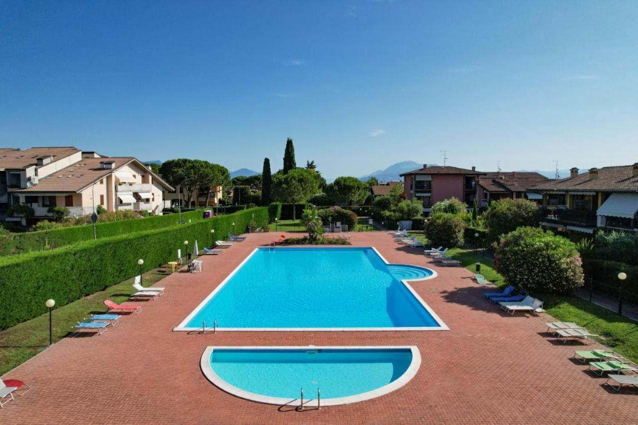 Gardappartamenti - Cascinale With Terrace Desenzano del Garda Exteriér fotografie